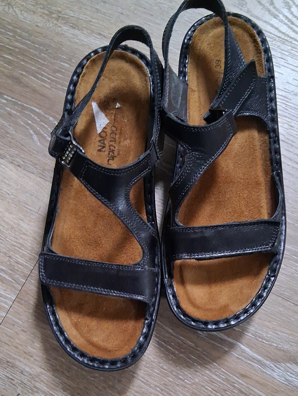 Naot Black Leather Women Adjustable Sandals